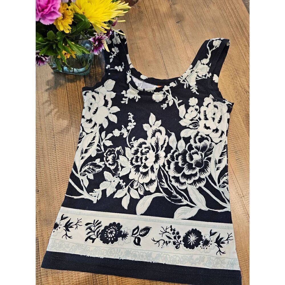 Lucy black and white floral tank top